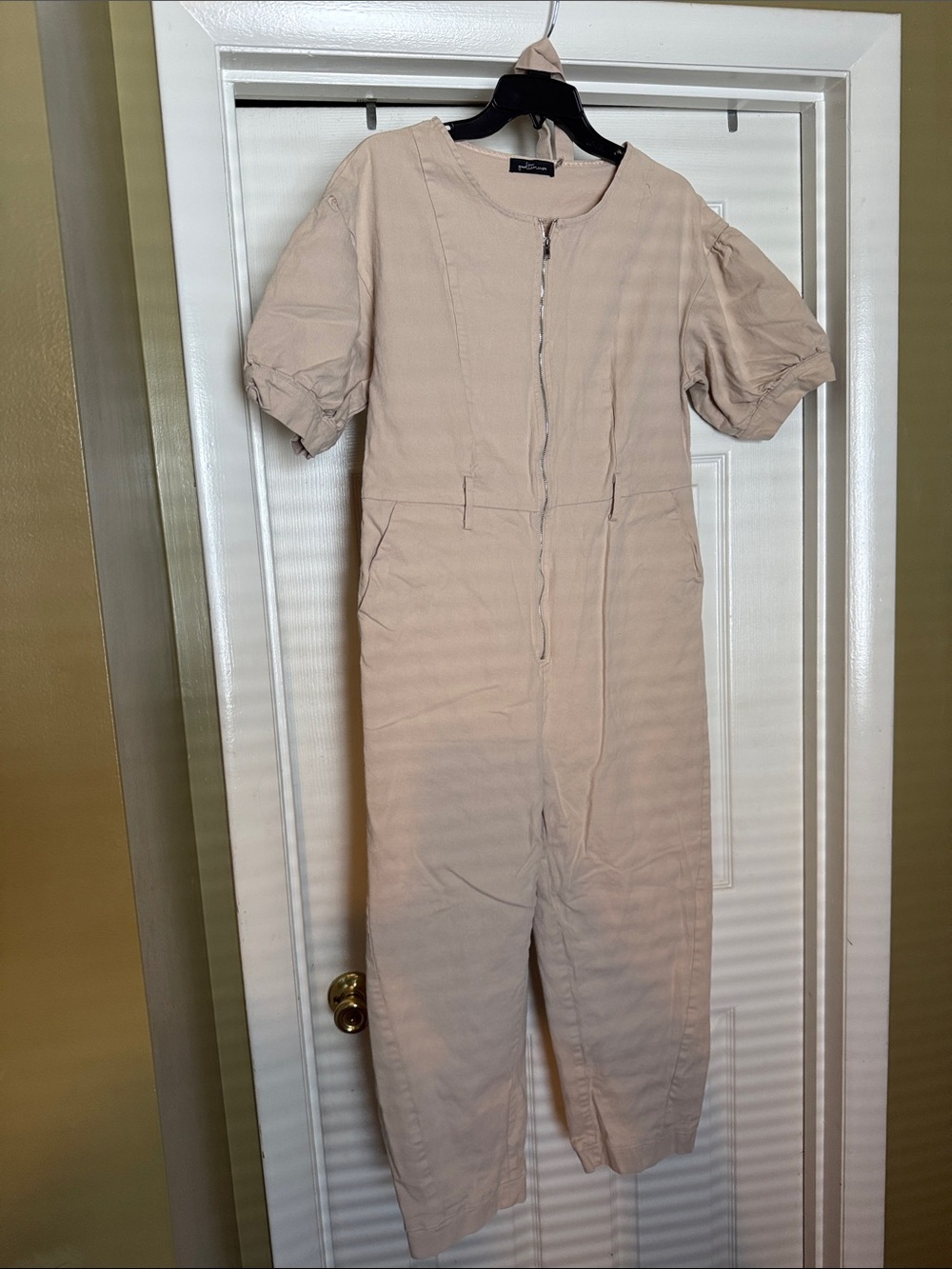 Neutral Cream Short-Sleeve Jumpsuit